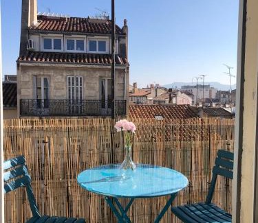 Notre-Dame du Mont Apartment | Chez l'Authentique, T2 cosy proche cours Julien