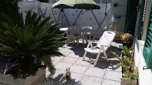 San Giuliano Terme Apartment | CHEZ L'HOMME TRANQUILLE