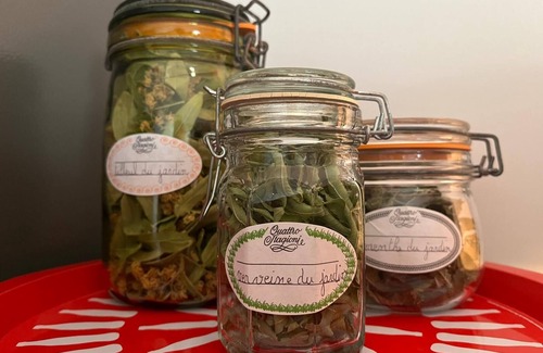 Merey-sous-Montrond Apartment | Chez la Georgette - Appartement Cosy