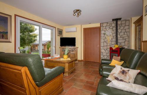 Rochefort House | Chez Les ours