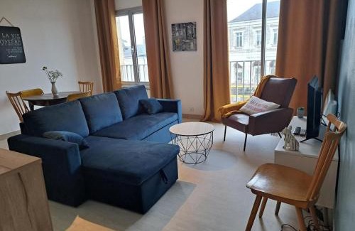 Chatellerault Apartment | Chez Line, Face à la gare