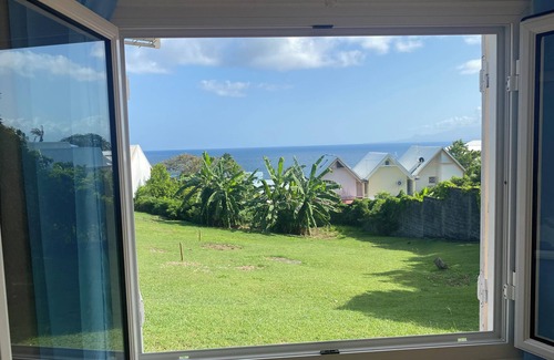 L'Houezel Apartment | Chez Lolo Joli bas de Villa vue mer Avec Jardin et Terrasse