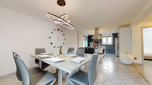Orbey House | Chez Ludivine - Maison avec Terrasse et Parking