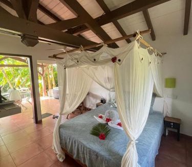 Sainte-Rose House | Chez Mélanie