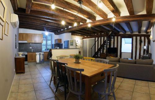 Montmirail House | Chez Mémé Caillou, Gîte 6 personnes