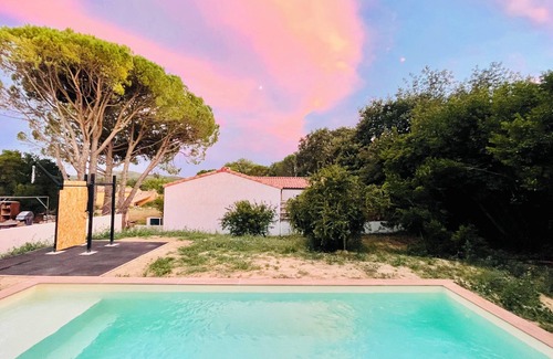 Saze House | Chez Mila et Ben/Contemporary house in Provence. ideal for families