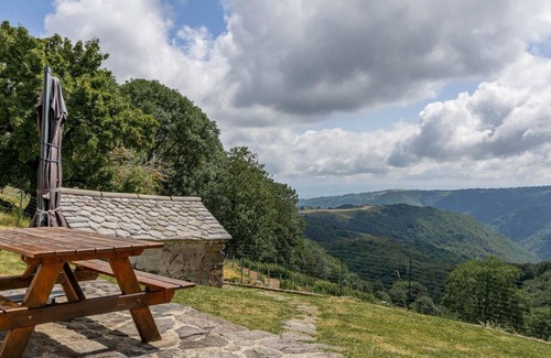 Saint-Pierre-Colamine House | Chez Mino - Saint-pierre-colamine