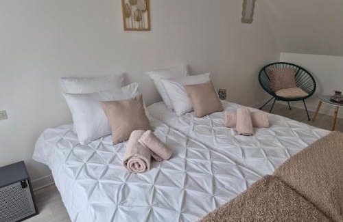 Le Cloitre-Saint-Thegonnec Bed & Breakfast | Chez Ninie