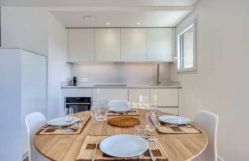 Veyrier-du-Lac Apartment | Chez NiLo - 5min de la Plage