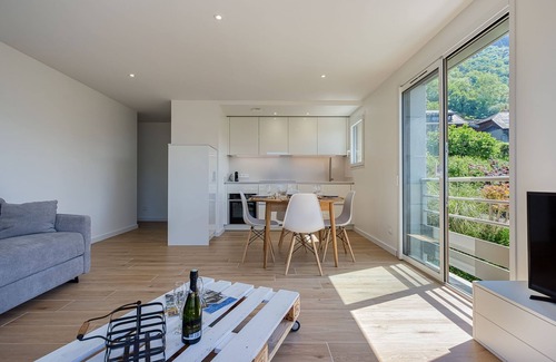 Veyrier-du-Lac Apartment | Chez NiLo - 5min de la Plage