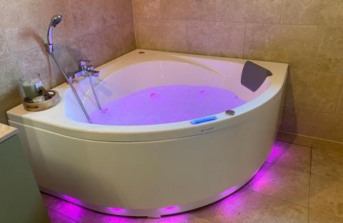 Servieres-le-Chateau House | Chez Nono et Nana