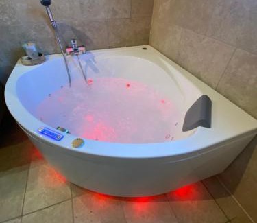 Servieres-le-Chateau House | Chez Nono et Nana