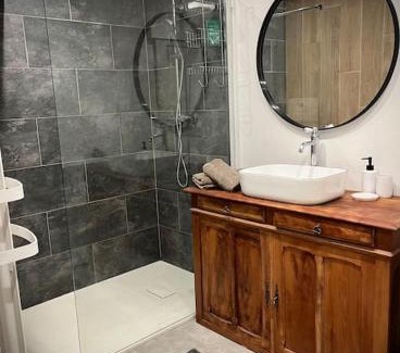 Rumilly Apartment | Chez Romain- Logis cosy proche Annecy