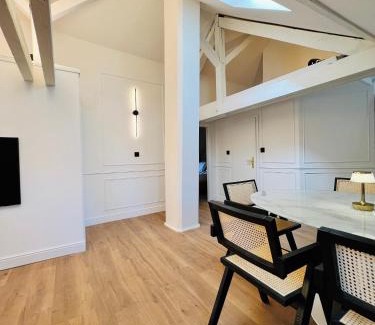 Poincare Apartment | Chez Sandrine, mon appartement élégant + parking