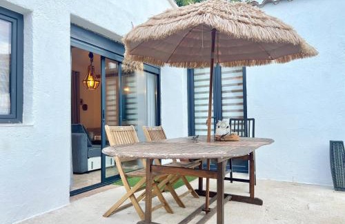 Etouars House | Chez Stéphanie - Cosy, CLIM, Terrasse, Stationnement, 4 personnes