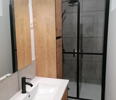 Rang-du-Fliers Apartment | Chez Stephanie