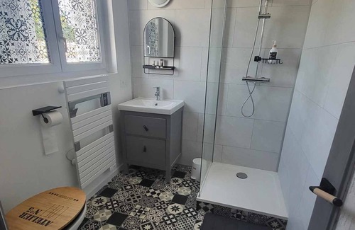 Cognac Apartment | Chez T-e-o