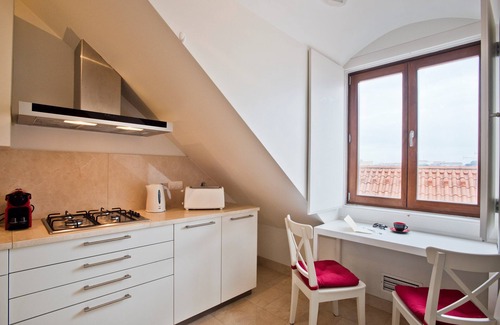 Encarnacao Apartment | Chiado 2 - Misericórdia - The perfect choice for those who whant to be in the middle of everything w