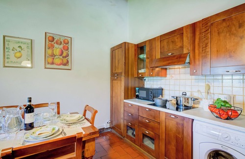 Radda in Chianti Apartment | Chianti Home Private Panoramic Garden, Radda in Chianti, Italy