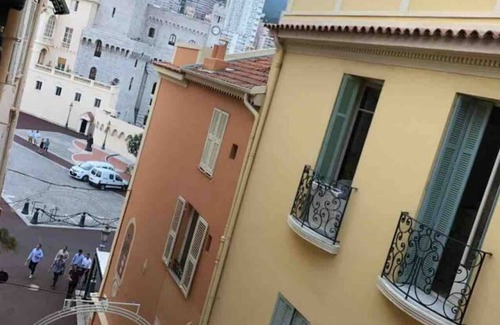 Fontvieille Apartment | Chiara Montecarlo