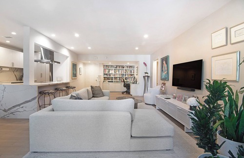West Hollywood Hotel | Chic 1 Bed/Bath in West Hollywood