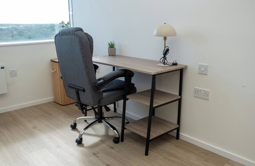 Central Milton Keynes Apartment | Chic 1-bedroom apartment in Milton Keynes with WiFi & Gym access
