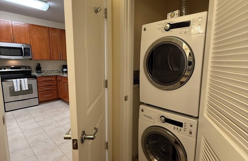 Buckingham Apartment | Chic 1-bedroom apartment with AC, fitness room in fantastic Arlington