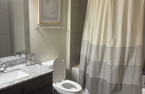 Baytown Apartment | Chic 1-bedroom apartment with fitness room and WiFi in Baytown