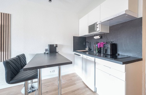 Cannes Old Town Apartment | Chic 1 Bedroom Apartment Minutes from Croissette, Terrace & AC