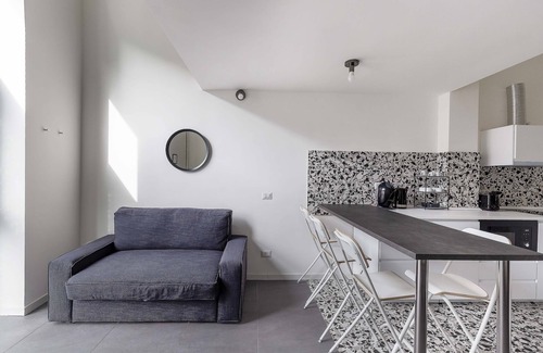 Calvairate Apartment | Chic 1-bedroom apartment with AC, WiFi in vibrant Milan