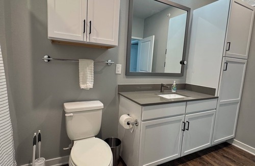 Conroe Apartment | Chic 1-bedroom apartment with WiFi, fitness room in enchanting Conroe