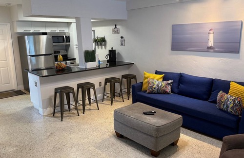 The Roads Apartment | Chic 1-bedroom apartment in amazing "The Roads" Miami with WiFi, AC, and more
