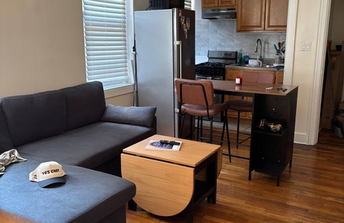 Queens Apartment | Chic 1-bedroom corporate apartment in cool Long Island City with AC