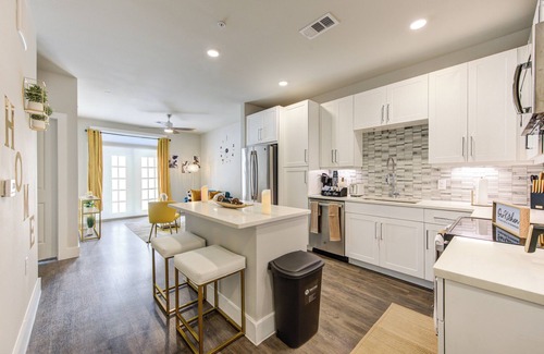 Missouri City Apartment | Chic 1-bedroom with AC and WiFi in fabulous Missouri City