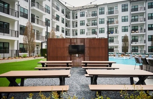 Atlanta Apartment | Chic 1-bedroom with AC and fitness room in Upper Westside Atlanta