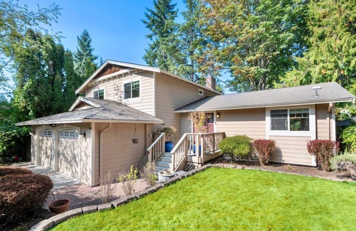 Mountlake Terrace House | Chic 1BR/1BA Lower Unit @ Mountlake Terrace