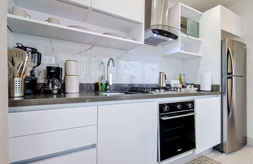 Sarasota Apartment | Chic 1BR Apt, Roof Top Pool,