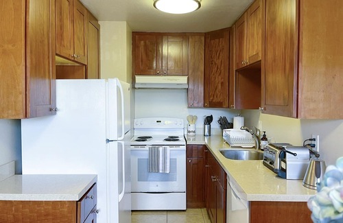 Redwood City Apartment | Chic 2 BDR apartment in Redwood City, CA