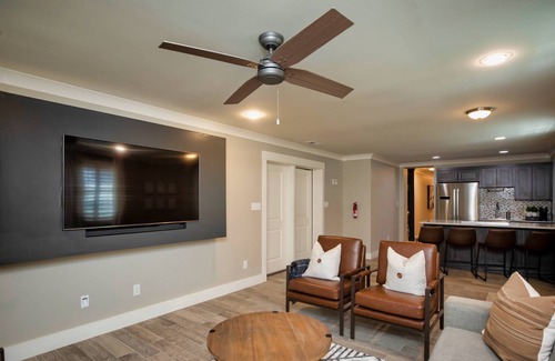 Redmont Park Apartment | Chic 2 bedroom apartment close to downtown B'ham
