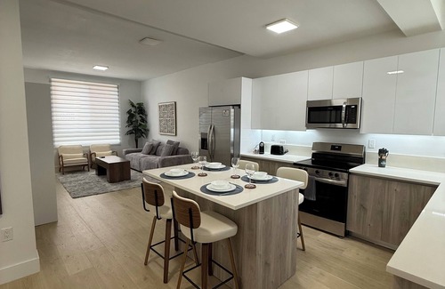 East Little Havana Apartment | Chic 2-bedroom apartment in vibrant Miami near Brickell