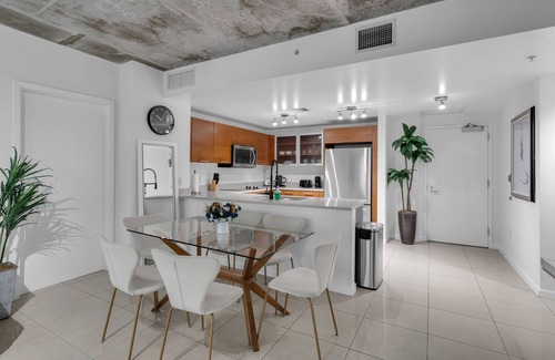 Midtown Apartment | Chic 2-bedroom apartment with AC, fitness room in fabulous Miami