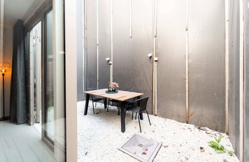 Sint-Andries Apartment | Chic 2-Bedroom Haven in Antwerp