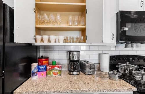 Melbourne Condo | Chic 2BR/2BA Condo: Pool & More!