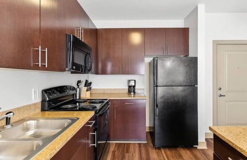 Five Points South Apartment | Chic 2BR Apartment | Prime Downtown Stay