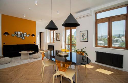 Vera Apartment | Chic 2BR Center Apt with View - By Wehost