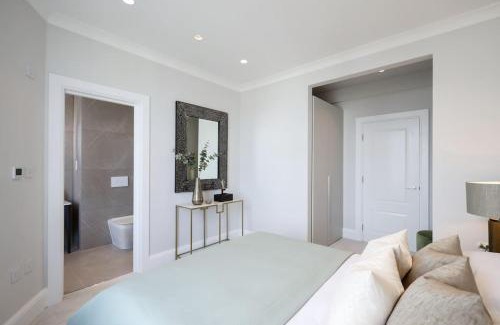 Colville Apartment | Chic 3 Bed Home in Notting Hill
