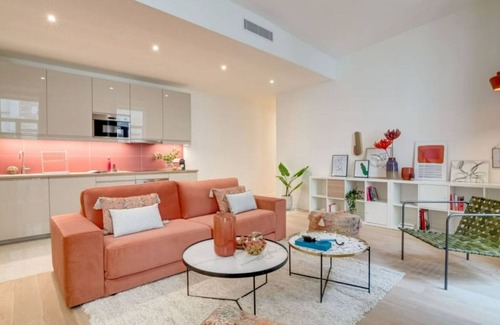 Quartier de la Folie-Mericourt Apartment | Chic 3-Bedroom Apartment in the Heart of Paris