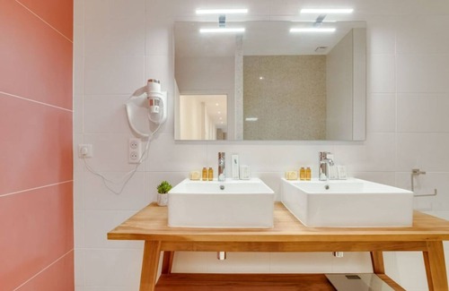 Quartier de la Folie-Mericourt Apartment | Chic 3-Bedroom Apartment in the Heart of Paris