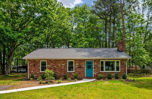 Stevensville House | Chic 3 BR/2 BA Cottage Near Chesapeake Bay