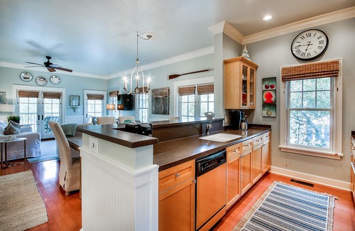 Watercolor House | Chic All Suite Condo on Cerulean Park and 1 Minute to Beach Club
